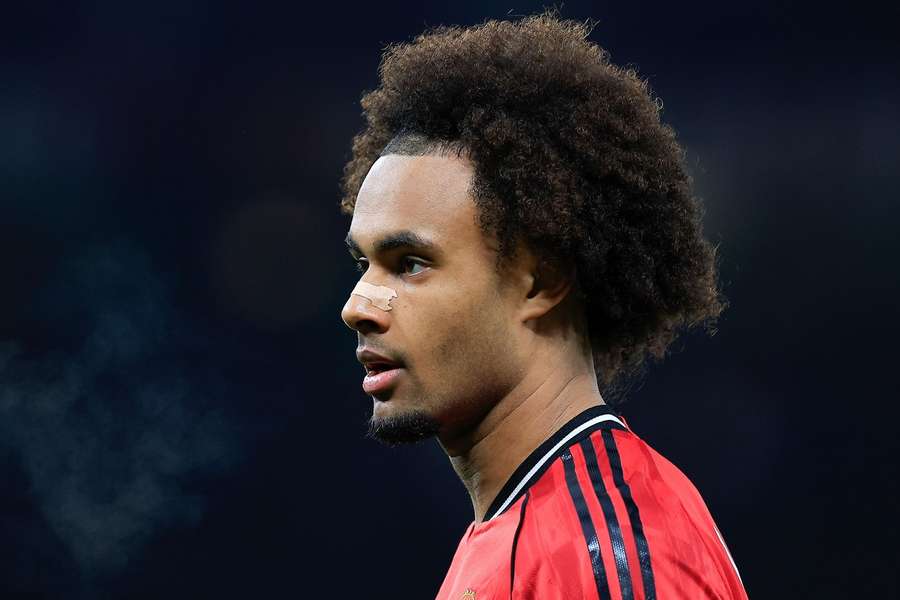 Transfer update: Man Utd will only allow Zirkzee to leave when 2 AFCON stars return Transfer update: Man Utd will only allow Zirkzee to leave when 2 AFCON stars return