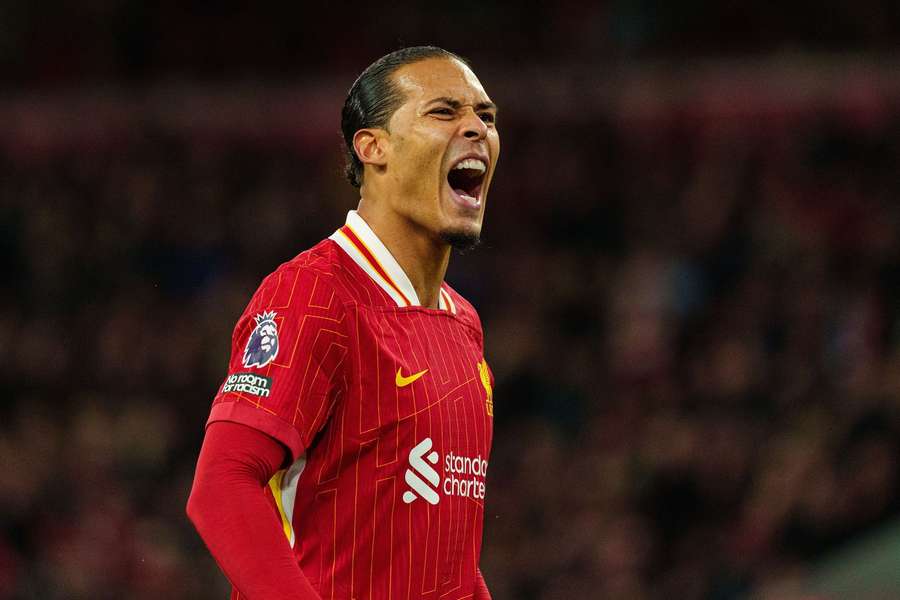 Van Dijk mal vyjadriť nespokojnosť.