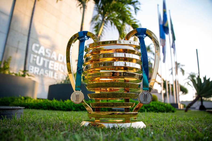 O troféu da Copa do Nordeste O troféu da Copa do Nordeste