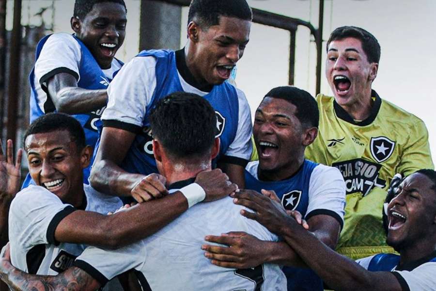 Botafogo está garantido na próxima fase da competição