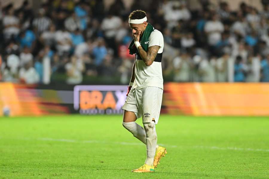 Neymar vai desfalcar o Santos por pelo menos dois meses Neymar vai desfalcar o Santos por pelo menos dois meses