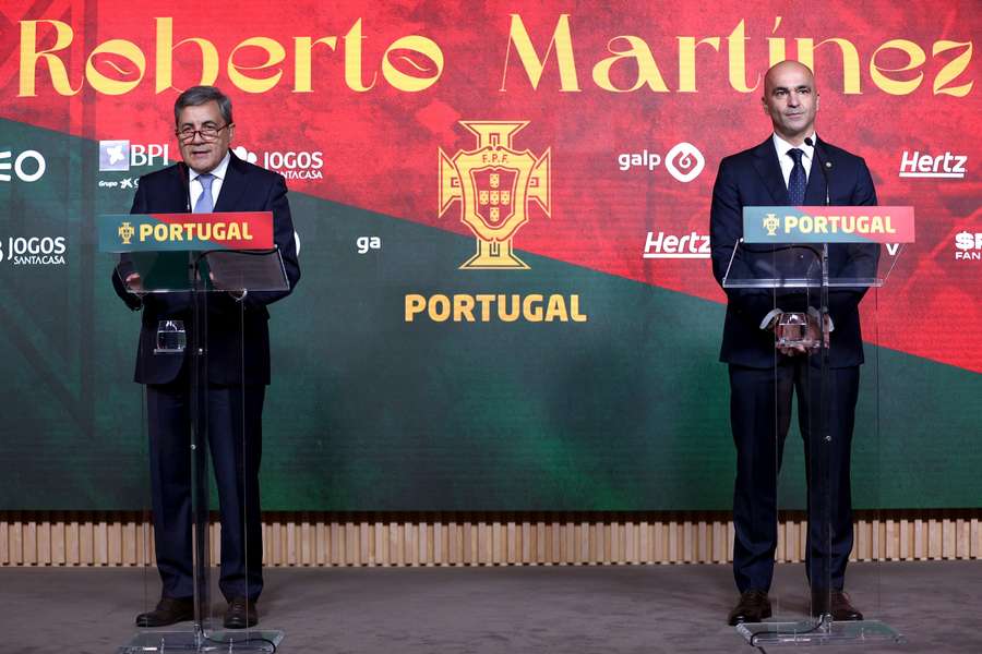 Fernando Gomes e Roberto Martínez na apresentação do novo selecionador de Portugal