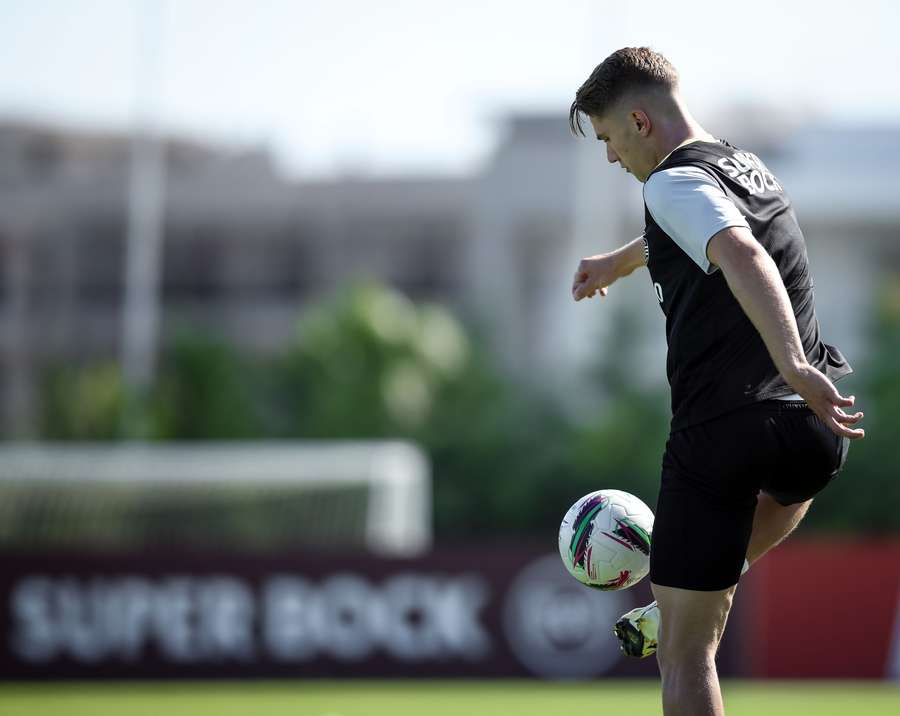 Gyokeres no treino do Sporting