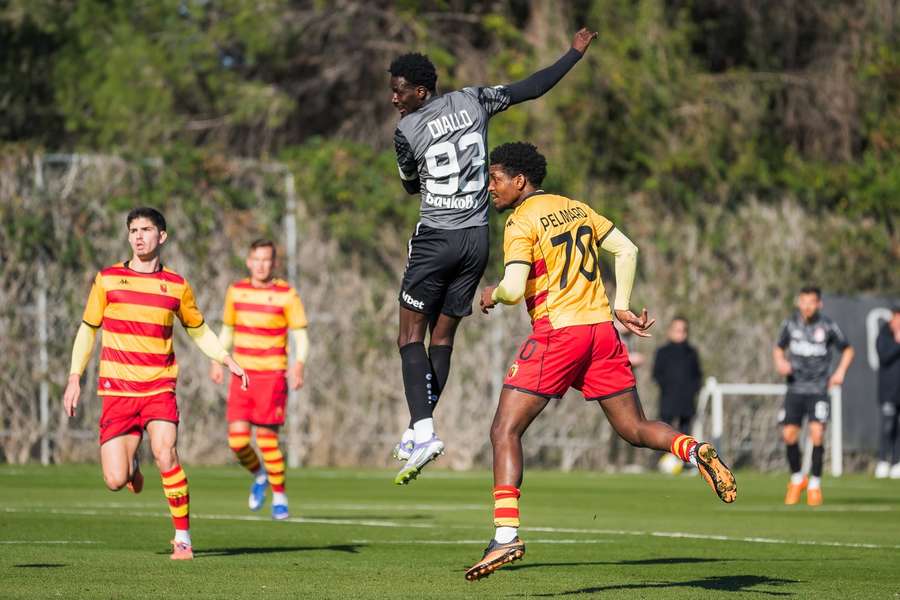 Piątkowe sparingi: Zwycięstwo Jagiellonii z Cukaricki, odwołane spotkania Rakowa i Górnika Piątkowe sparingi: Zwycięstwo Jagiellonii z Cukaricki, odwołane spotkania Rakowa i Górnika