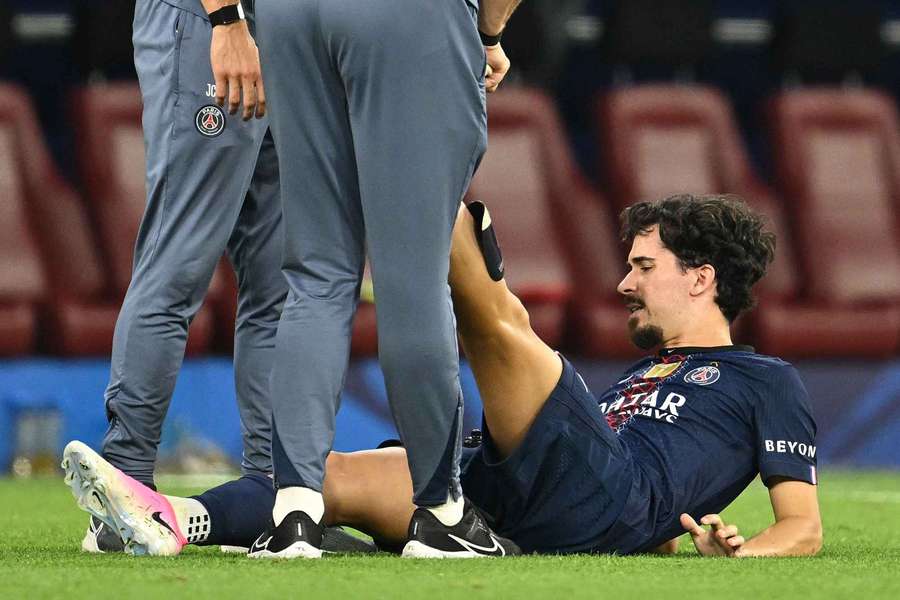 Vitinha com queixas no prolongamento