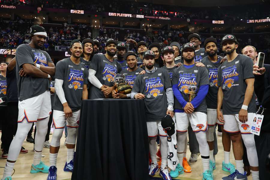 Koszykarze New York Knicks świętujący mistrzostwo Konferencji Wschodniej Koszykarze New York Knicks świętujący mistrzostwo Konferencji Wschodniej