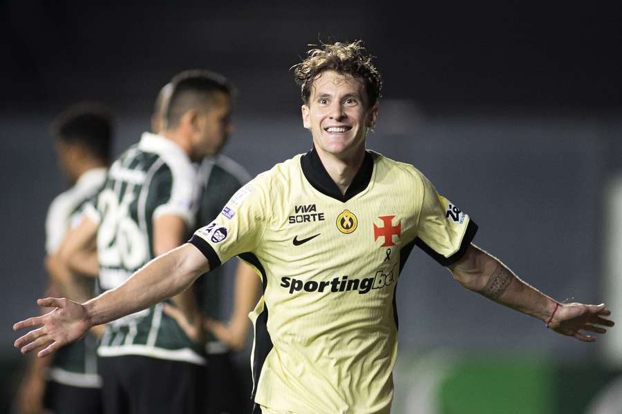 Vasco volta a respirar na Série A