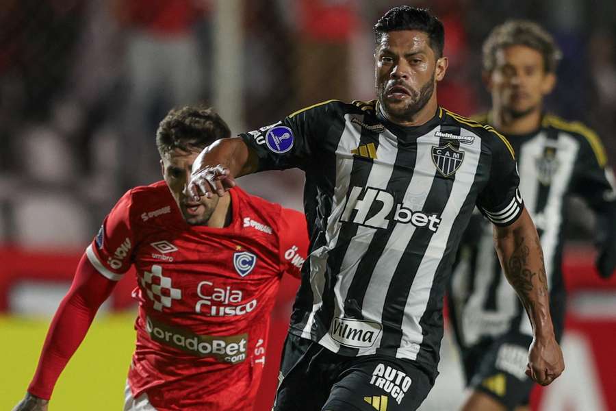 O Atlético-MG teve chances de vencer, mas não conseguiu superar o Cienciano e a altitude