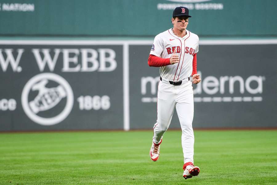 Red Sox's Roman Anthony jogging on the field prior to his MLB debut (2025)