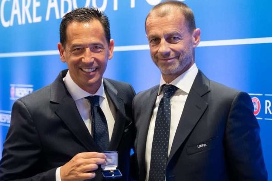Pedro Proença com Ceferin, presidente da UEFA Pedro Proença com Ceferin, presidente da UEFA
