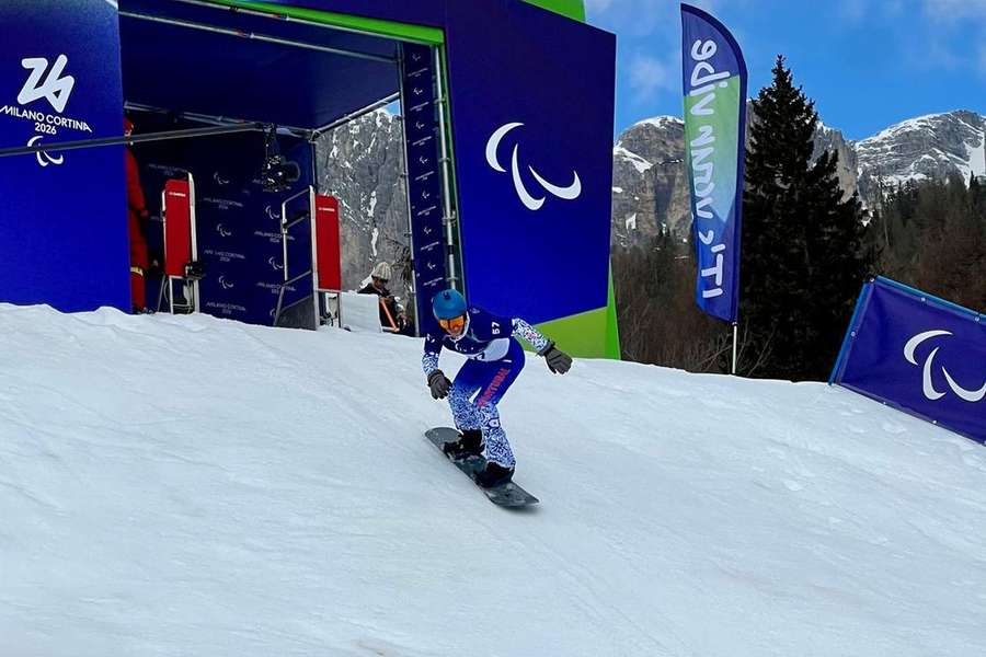 Diogo Carmona em ação na prova de banked slalom SB-LL2