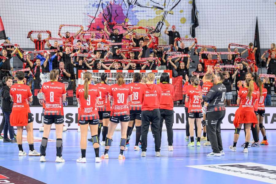 Gloria Bistrița a condus la pauză, dar a fost învinsă acasă de Gyor, în Liga Campionilor