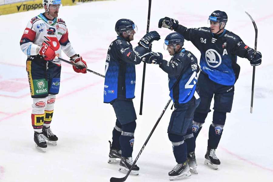 Plzeň zastavila rozjíždějící se Dynamo.