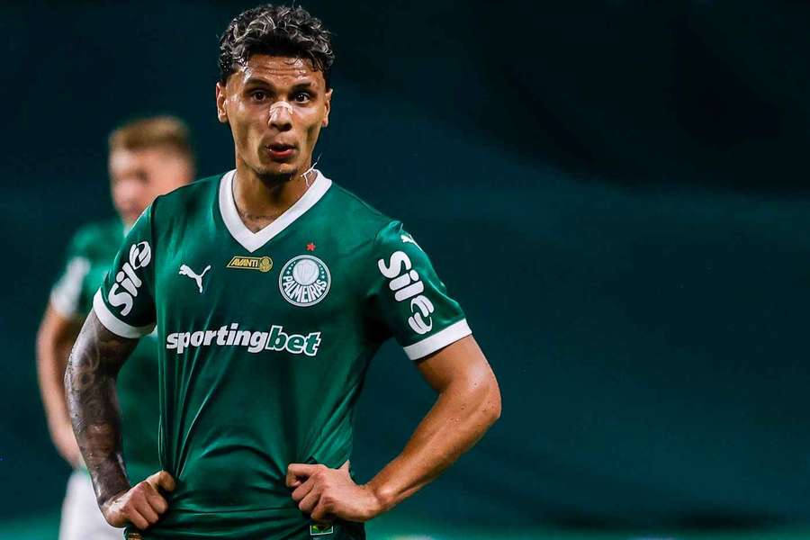 Richard Ríos falou com Rui Costa por videochamada nesta quinta-feira