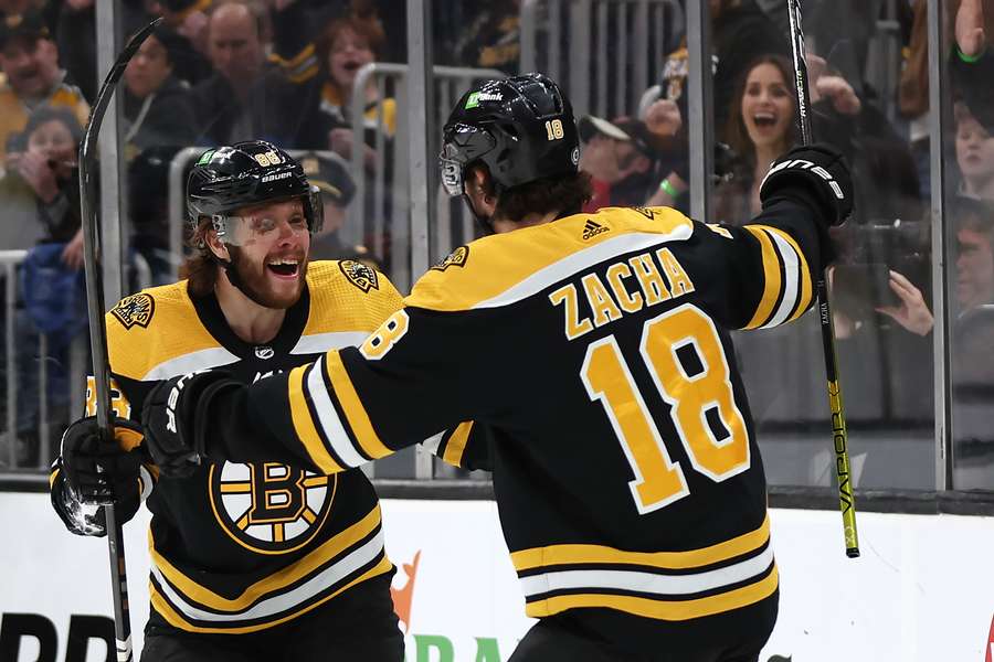 NHL, i Bruins volano in quel di Philadelphia e mettono a segno un altro record