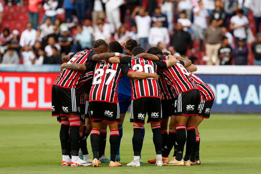 São Paulo chega de derrota na Sul-Americana