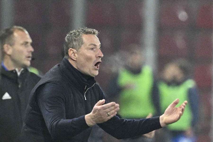 Zklamaný trenér Sparty Brian Priske.