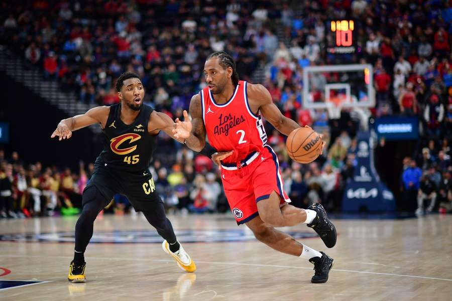 Kawhi Leonard (r.) war gegen Cleveland unaufhaltsam