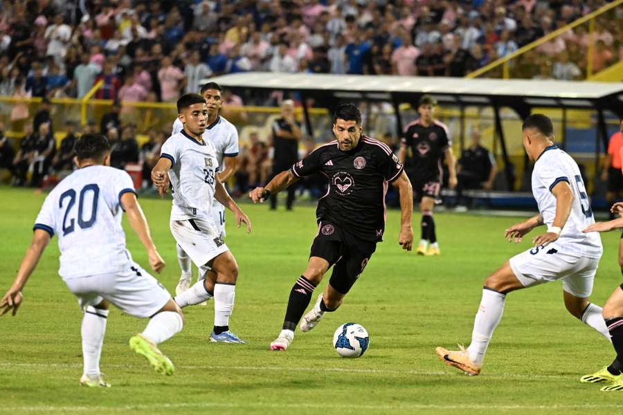 Inter Miami's Uruguayan forward Luis Suarez runs with the ball