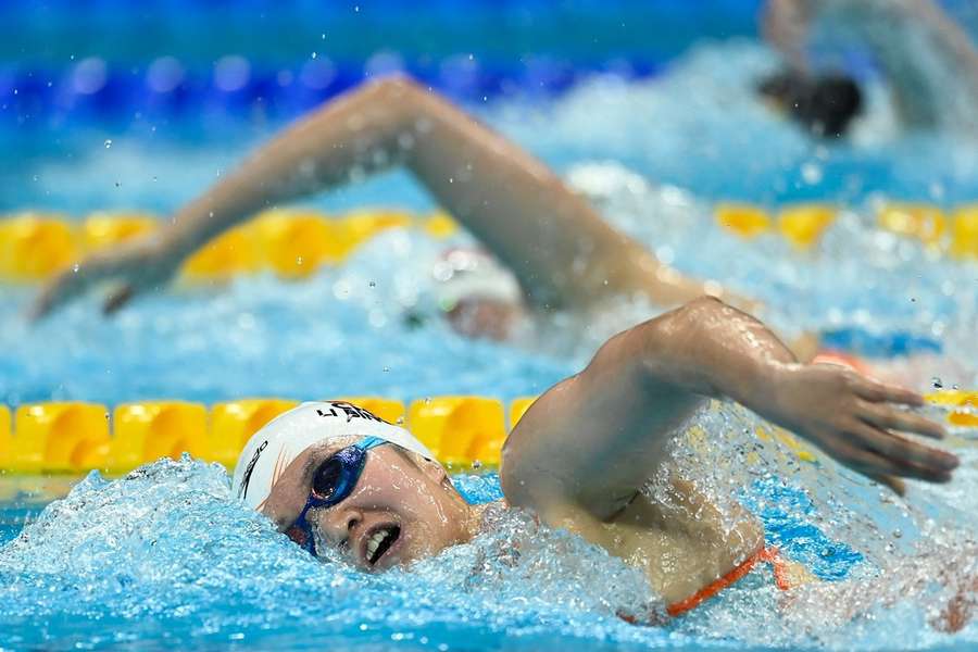 Nuoto, la cinese Li Bingjie impone il nuovo record mondiale (25m) nei 400 stile libero