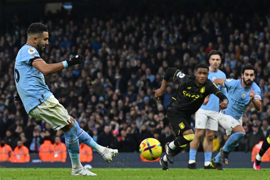 Mahrez scores from the penalty spot against Aston Villa