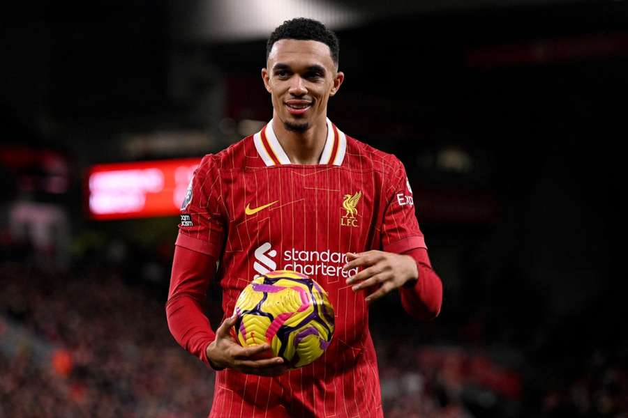 Alexander-Arnold está no time principal do Liverpool desde 2016