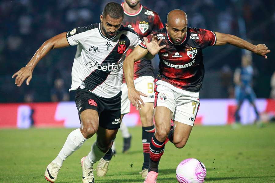 São Paulo e Vasco duelam com narração do Flashscore São Paulo e Vasco duelam com narração do Flashscore