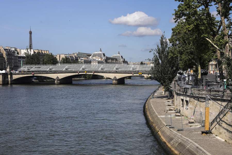 De Seine ligt er op het oog mooi bij