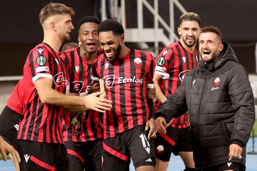 Škendija bude piatym súperom Slovana v Konferenčnej lige. Škendija bude piatym súperom Slovana v Konferenčnej lige.