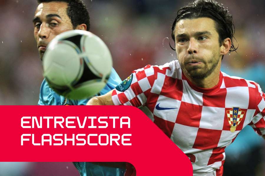 Danijel Pranjic em ação pela Croácia contra a Espanha no Euro-2012