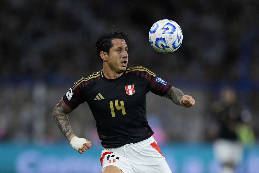 Lapadula, en un partido del equipo peruano.