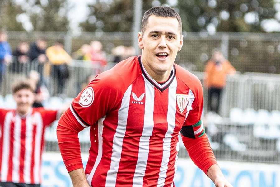 Izeta pens new deal with Athletic Bilbao