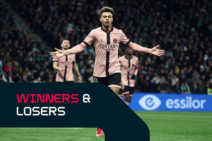 Désire Doué célèbre le 5e but de son équipe lors du match contre Saint-Etienne.