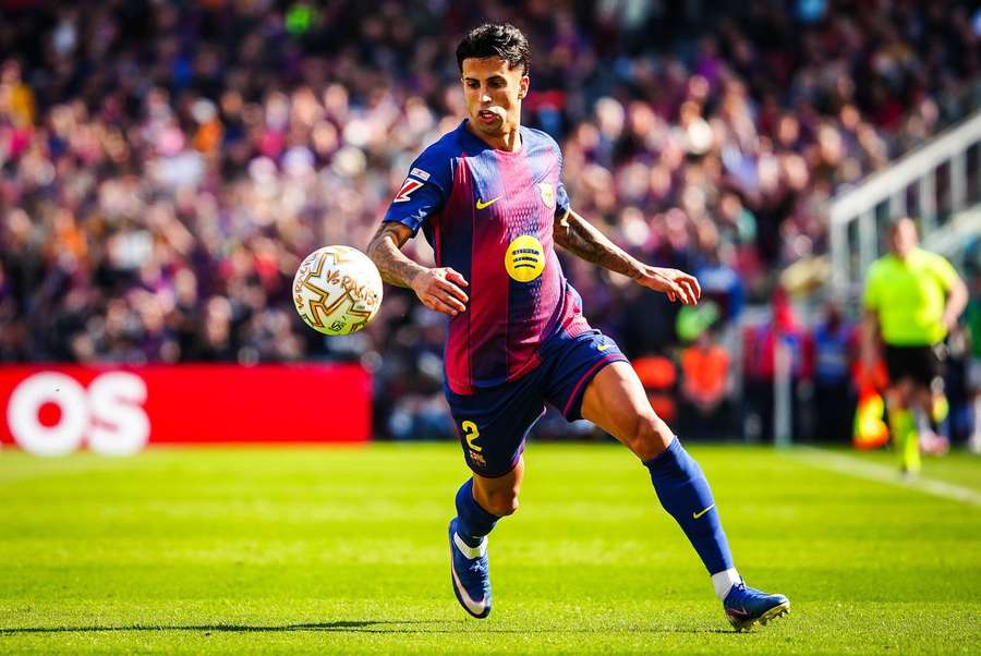 João Cancelo, lateral-direito internacional português do Barcelona