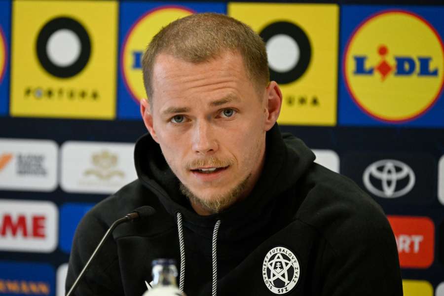 Duda na tlačovej konferencii.