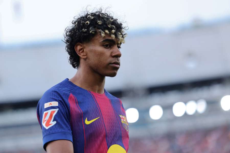 Lamine Yamal in action for Barcelona