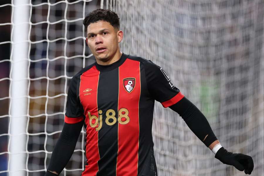 Evanilson sofreu lesão em jogo recente contra o Everton