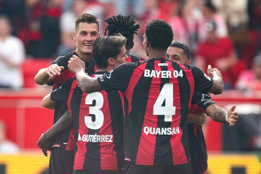 Leverkusen i s pomocí Patrika Schicka deklasoval Union 4:0. Leverkusen i s pomocí Patrika Schicka deklasoval Union 4:0.