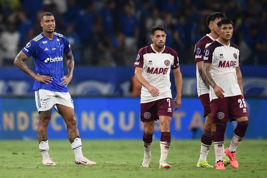 Lanús y Racing Club disputan se juegan el pase a la final.