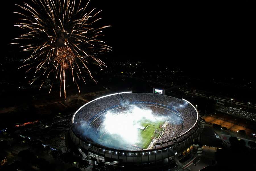 Monumental de Núñez estava lotado para receber os campeões mundiais