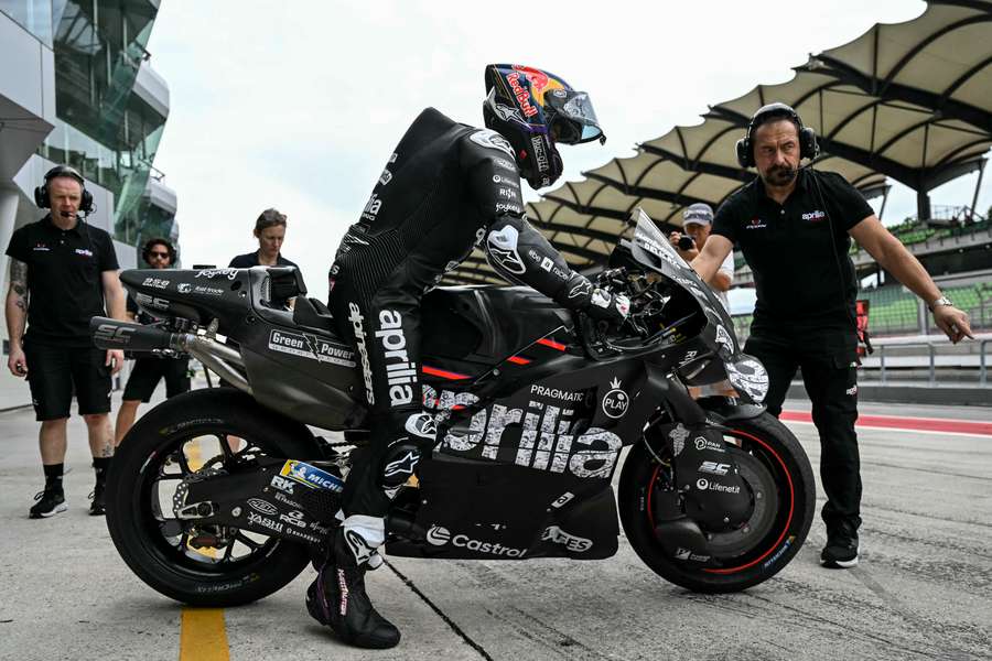 Jorge Martín sofreu queda no primeiro dia de testes da MotoGP