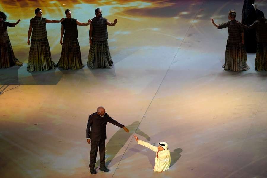 Ceremonia de deschidere a CM din Qatar: Morgan Freeman, Jung Kook și mascota La’eeb