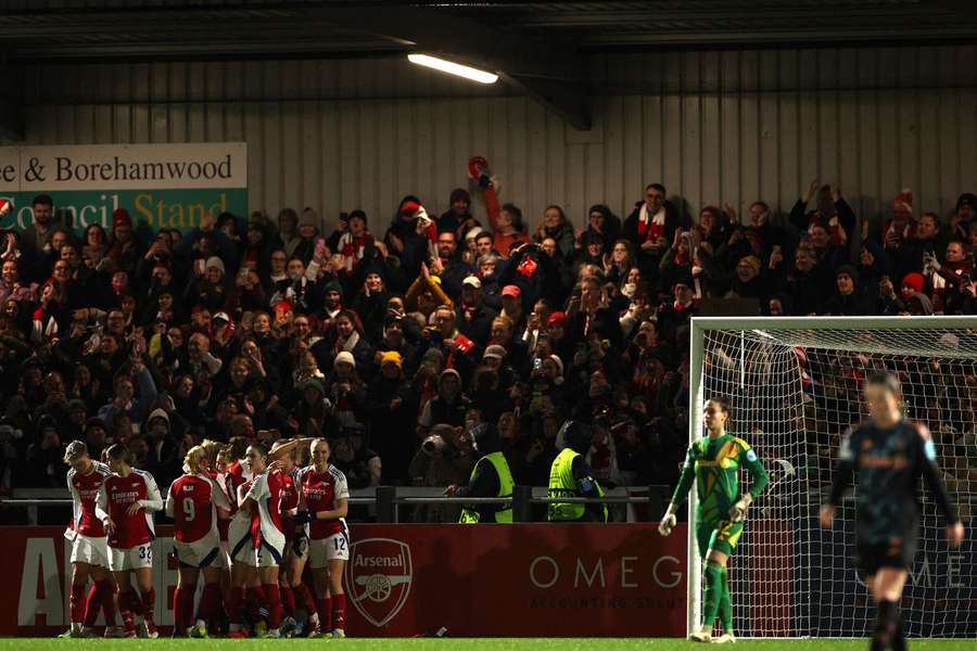 Arsenal ultrapassou Bayern na última jornada do grupo