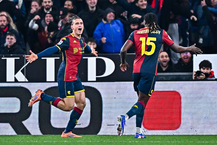 Colombo e Norton-Cuffy festeggiano il gol dell'1-0