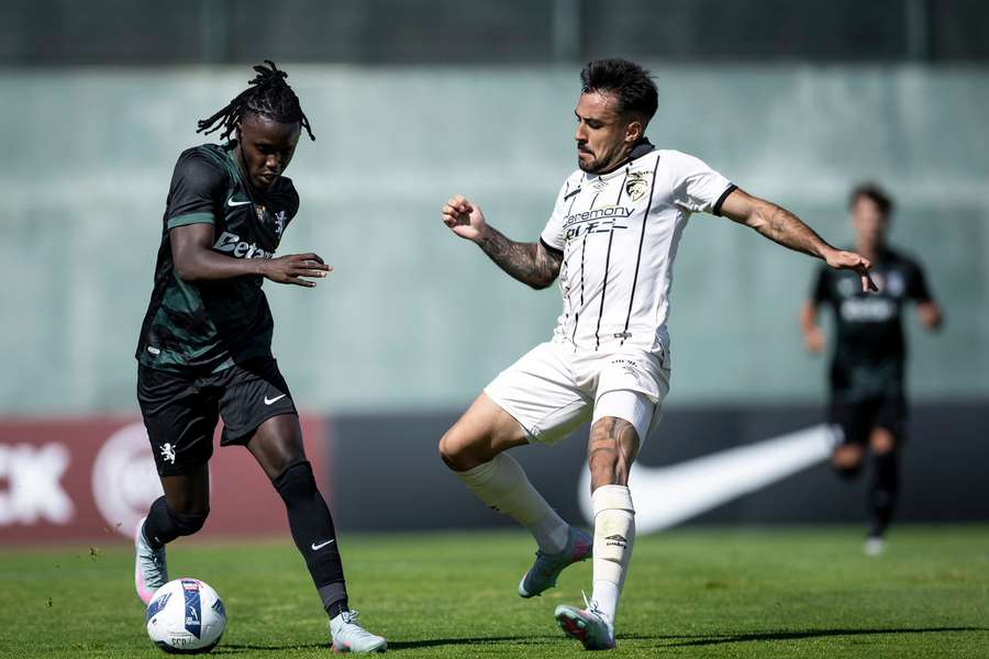 Geovany Quenda foi titular frente ao Portimonense