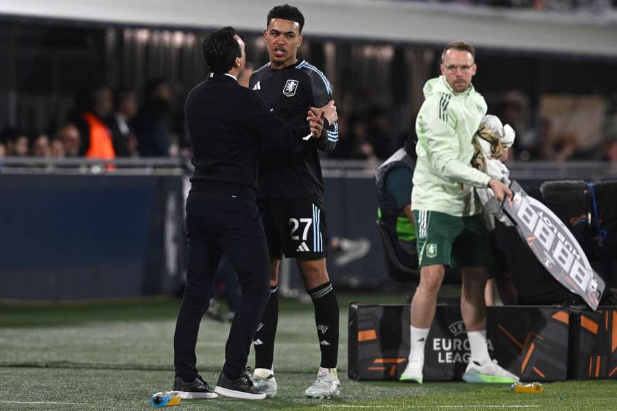 Emery happy for Villa traveling support after victory at Bologna Emery happy for Villa traveling support after victory at Bologna