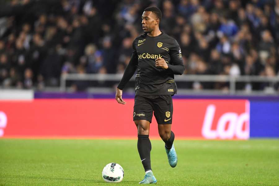 Carlos Cuesta, novo jogador do Galatasaray