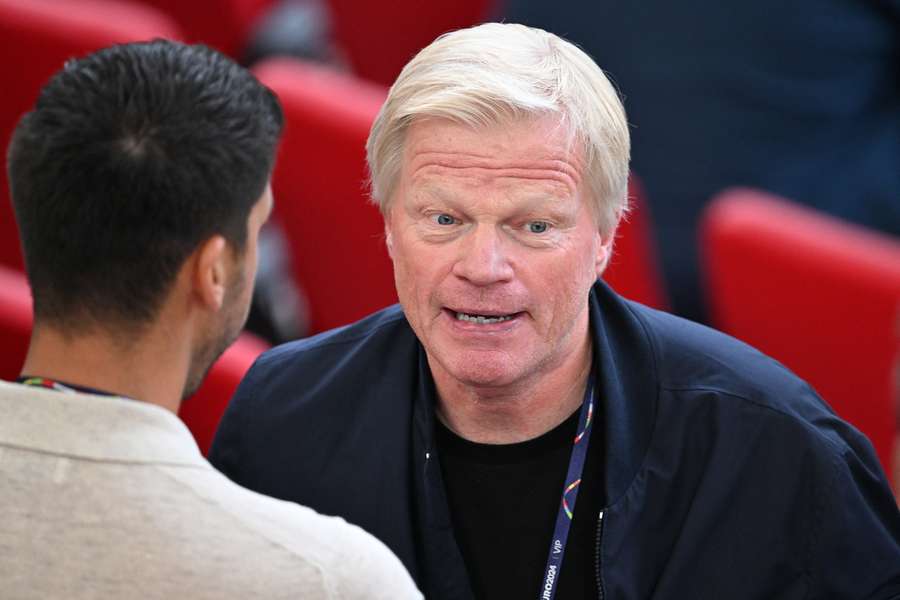 Oliver Kahn quer entrar no Bordéus