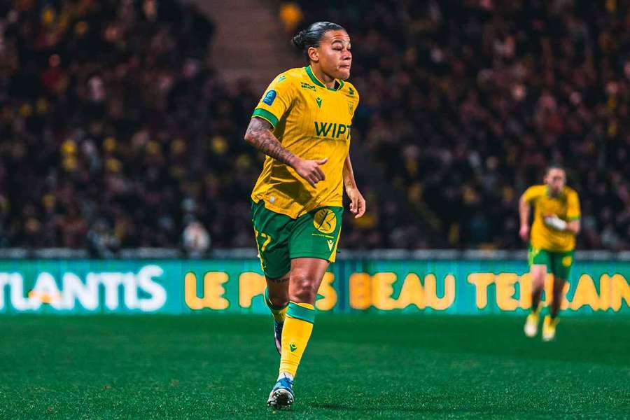 Mariam Toloba s'engage au Paris FC et devient le transfert record du FC Nantes Mariam Toloba s'engage au Paris FC et devient le transfert record du FC Nantes