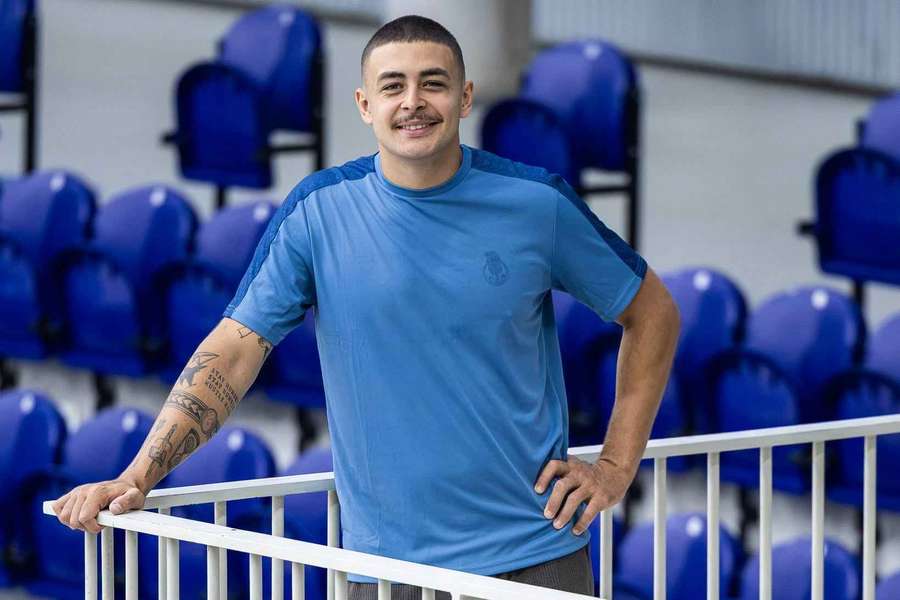 O brasileiro é o segundo reforço da equipa azul e branca O brasileiro é o segundo reforço da equipa azul e branca